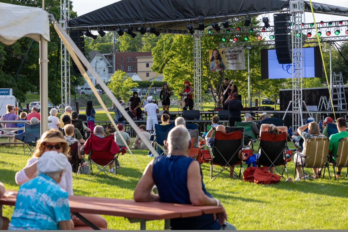 Live Entertainment at Rochesterfest