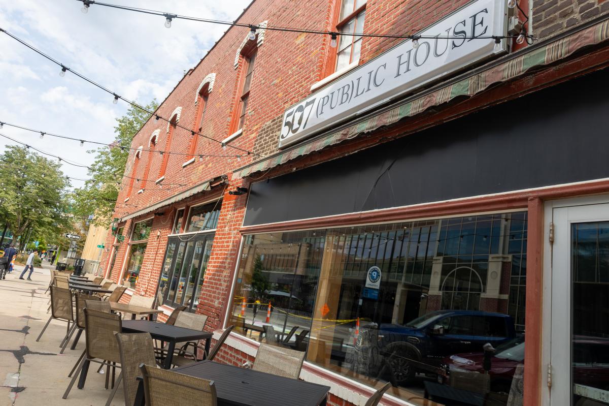 507 Public House Exterior